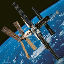 Poznámkový kalendář NASA 2024, 30 x 30 cm