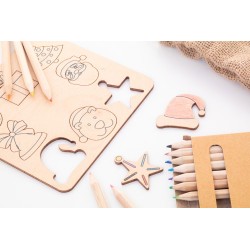 Ravya hra na vybarvení na přizpůsobení vánočních tvarů