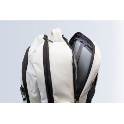 Kellogg batoh RPET na dokumenty