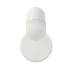 Lampa, nabíjčka a reproduktor