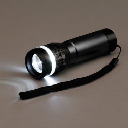 Zoomin svítilna