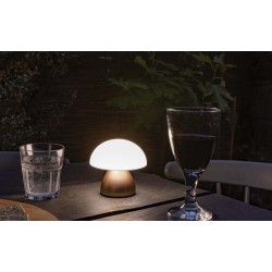 USB stolní lampa Luming z RCS recykl. plastu