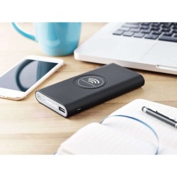 Power banka 8000 mAh